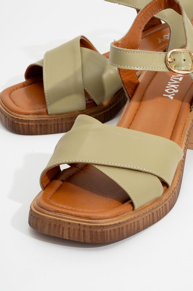 kadin-deri-bantli-kalin-topuk-ayakkabi-MINT YESIL-ALP2525004-0089924_0